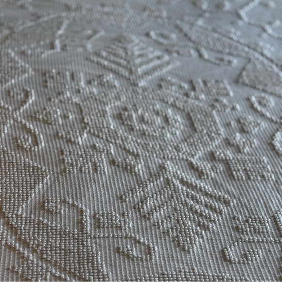 Vintage Fieldcrest Chenille Hobnail Bedspread Fringe Edges Edge Off White Cream - Picture 8 of 12